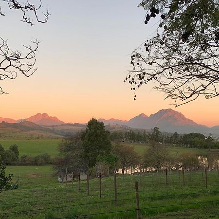 Villa Wildlife Retreat On A Wine-Farm à Stellenbosch Extérieur photo